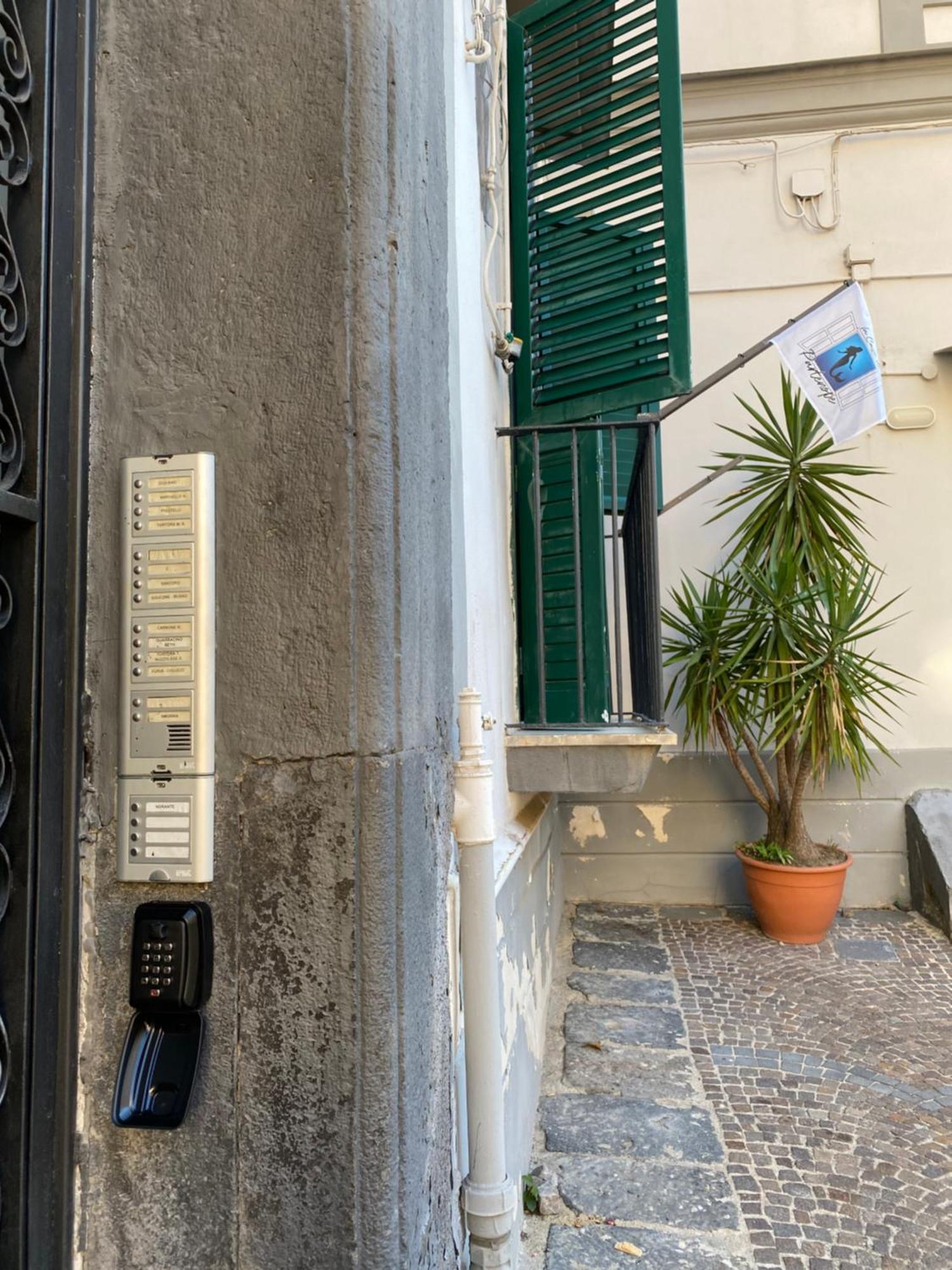 La Casa Di Partenope 那不勒斯 外观 照片